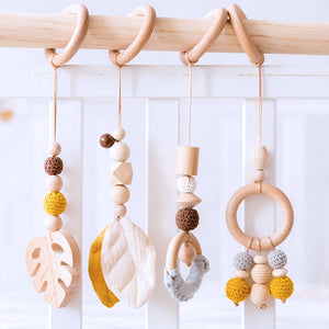 1set Animals Wooden Pendant Baby Play Gym BPA Free Food Grade Wooden Teether Toys Interactive Baby Birth Gift Wooden Blank Toys